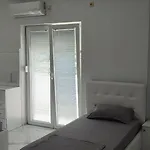 Appartamento Golem Apartment *