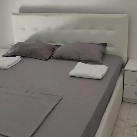 アパート Golem Apartment *