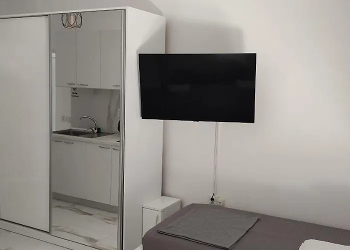 Golem Apartment 公寓 *