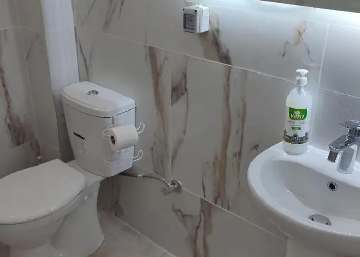 Golem Apartment 公寓